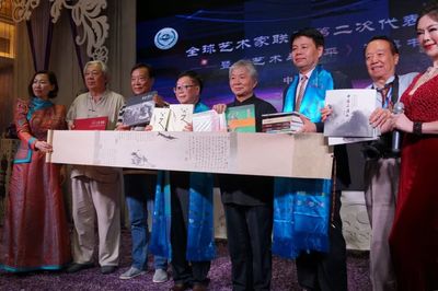 光影鑄魂 隆回民俗攝影家老后喜獲終身成就獎與國內(nèi)文化藝術(shù)交流新展望